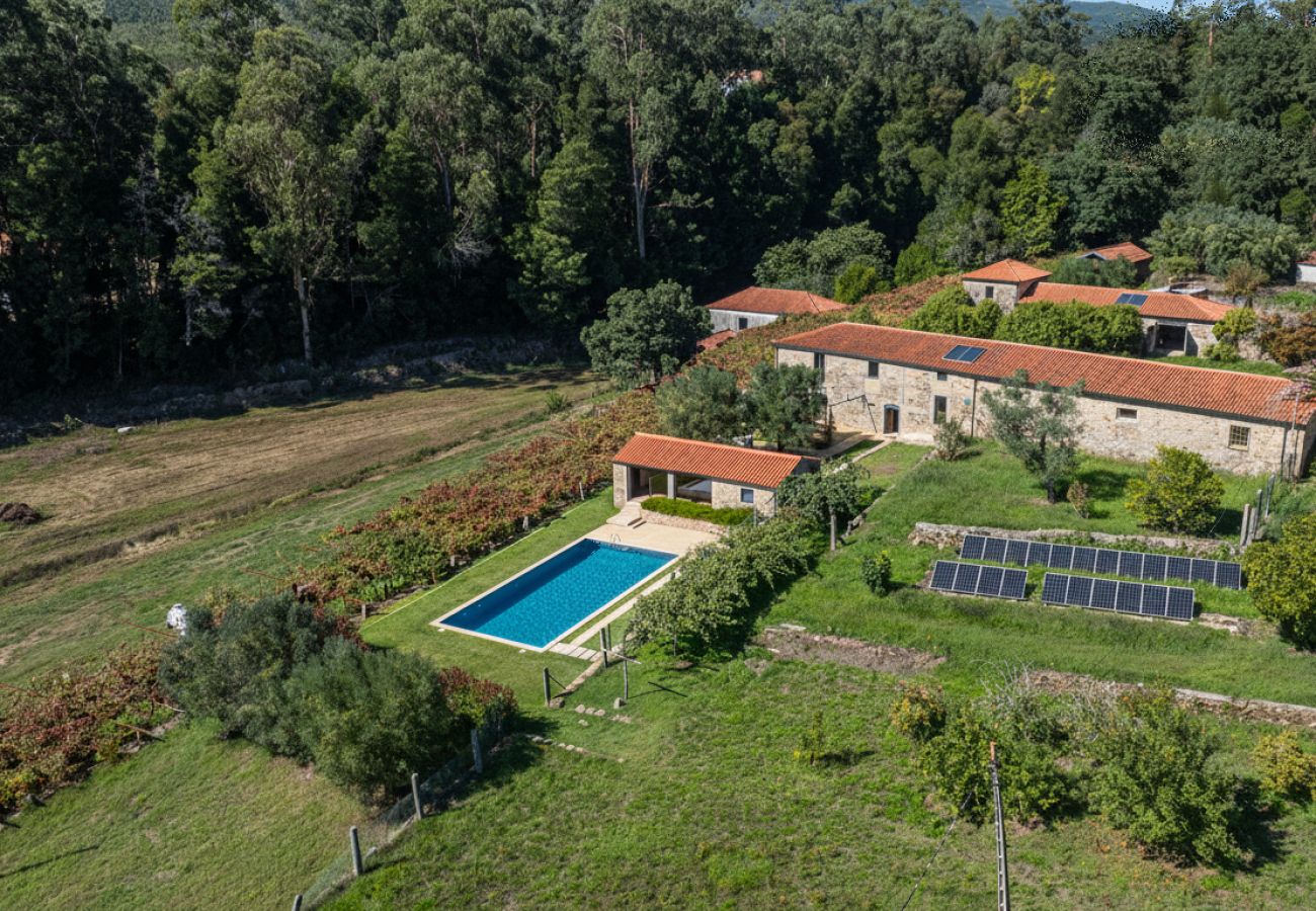 Villa em Ponte de Lima - Villa 290 Propriedade de Luxo em Exploração Vínica Villa em Ponte de Lima - Villa 290 Propriedade de Luxo em Exploração Vínica