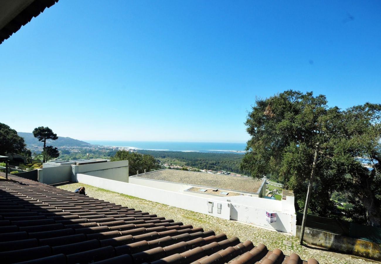 Villa em Caminha - Villa 284 Casa de Férias com Piscina e Vista Mar