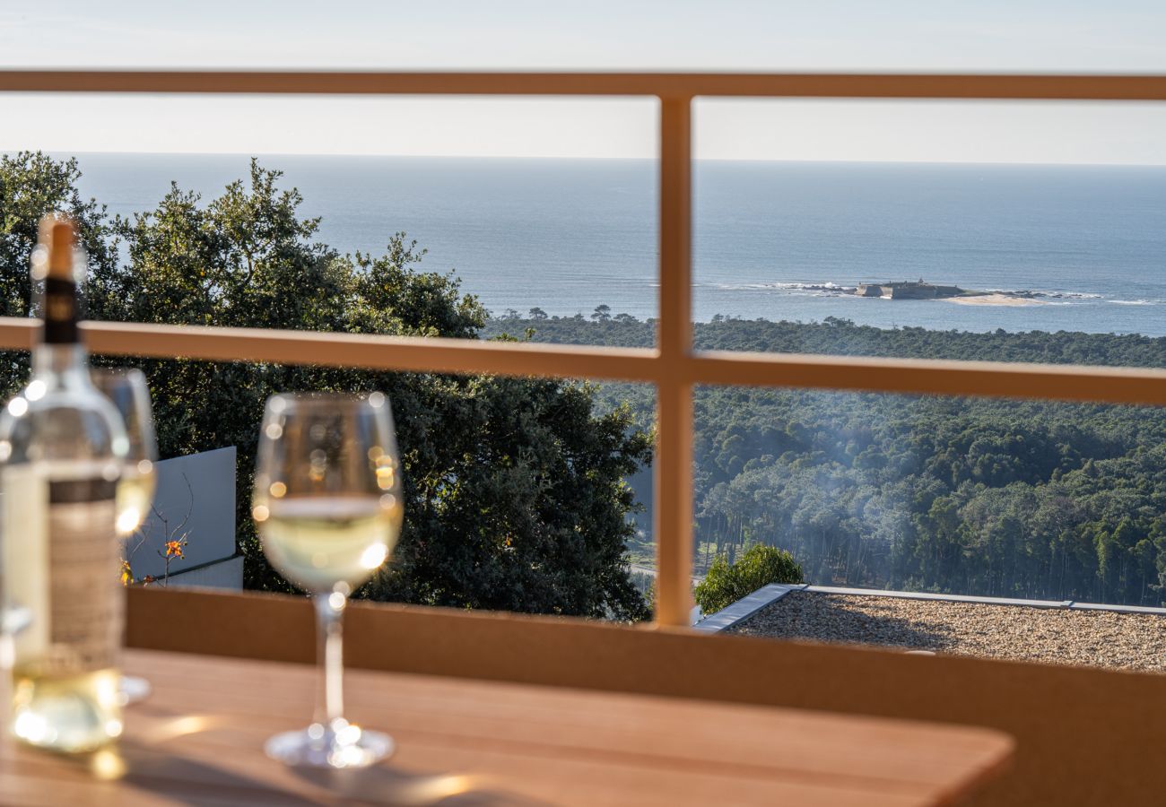 Villa em Caminha - Villa 284 Casa de Férias com Piscina e Vista Mar