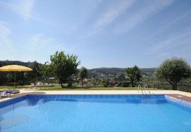 Villa em Barcelos - Villa 251 Casa de Campo de Luxo c/ Piscina e Ténis Villa em Barcelos - Villa 251 Casa de Campo de Luxo c/ Piscina e Ténis