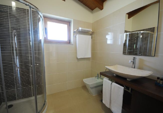 Villa em Barcelos - Villa 251 Casa de Campo de Luxo c/ Piscina e Ténis Villa em Barcelos - Villa 251 Casa de Campo de Luxo c/ Piscina e Ténis