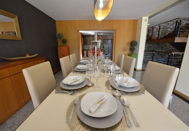 Villa em Barcelos - Villa 320 – Villa com Piscina, Jacuzzi e Ténis Villa em Barcelos - Villa 320 – Villa com Piscina, Jacuzzi e Ténis