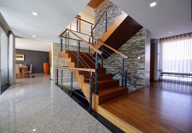 Villa em Barcelos - Villa 320 – Villa com Piscina, Jacuzzi e Ténis Villa em Barcelos - Villa 320 – Villa com Piscina, Jacuzzi e Ténis