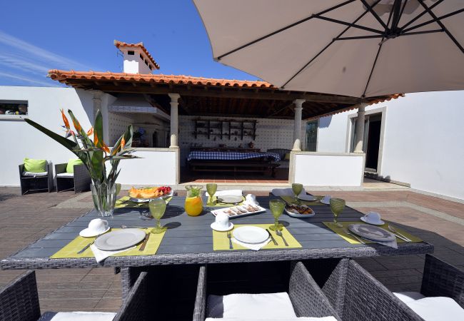 Villa em Barcelos - Villa 320 – Villa com Piscina, Jacuzzi e Ténis Villa em Barcelos - Villa 320 – Villa com Piscina, Jacuzzi e Ténis