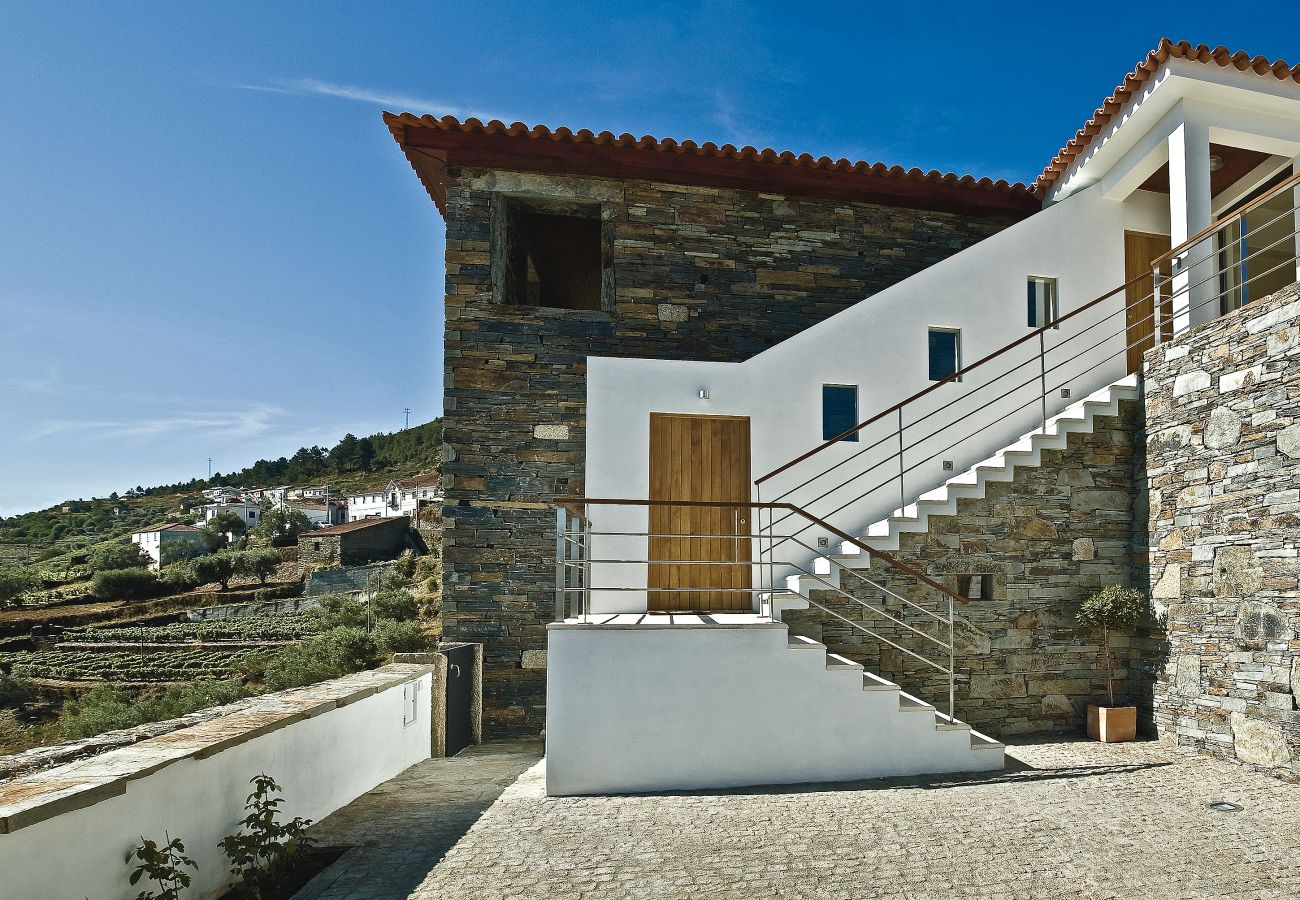 Villa em Gouvães do Douro - Villa 310 Luxuosa Casa c/ Vistas do Vale do Douro