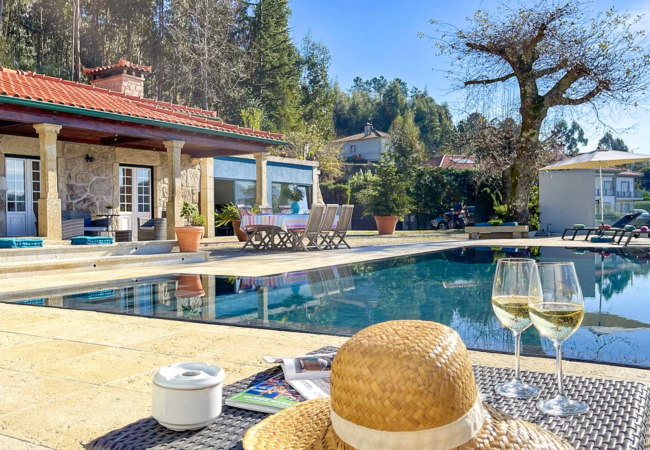 Villa em Ponte de Lima - Villa 295 Casa de Pedra Típica Totalmente Renovada