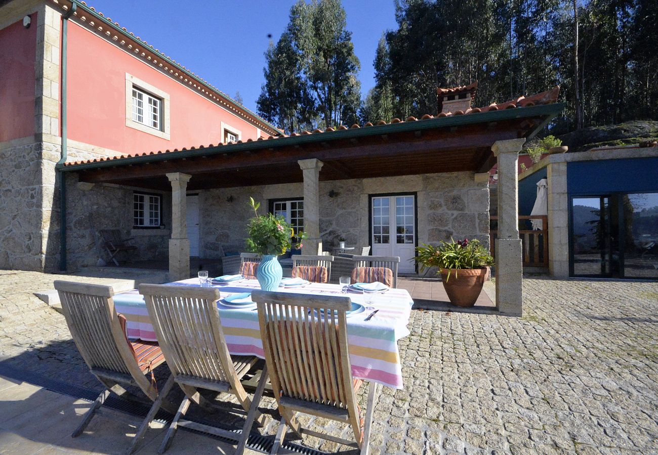 Villa em Ponte de Lima - Villa 295 Casa de Pedra Típica Totalmente Renovada