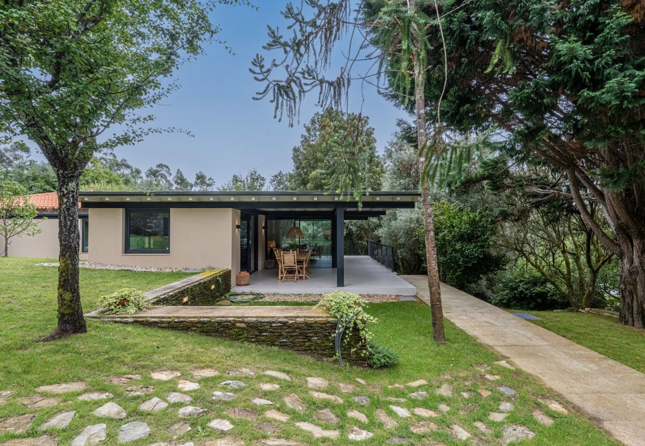 Villa em Orbacém - Villa 243