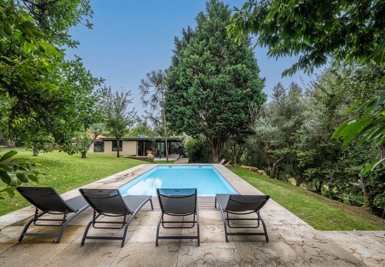 Villa em Orbacém - Villa 243