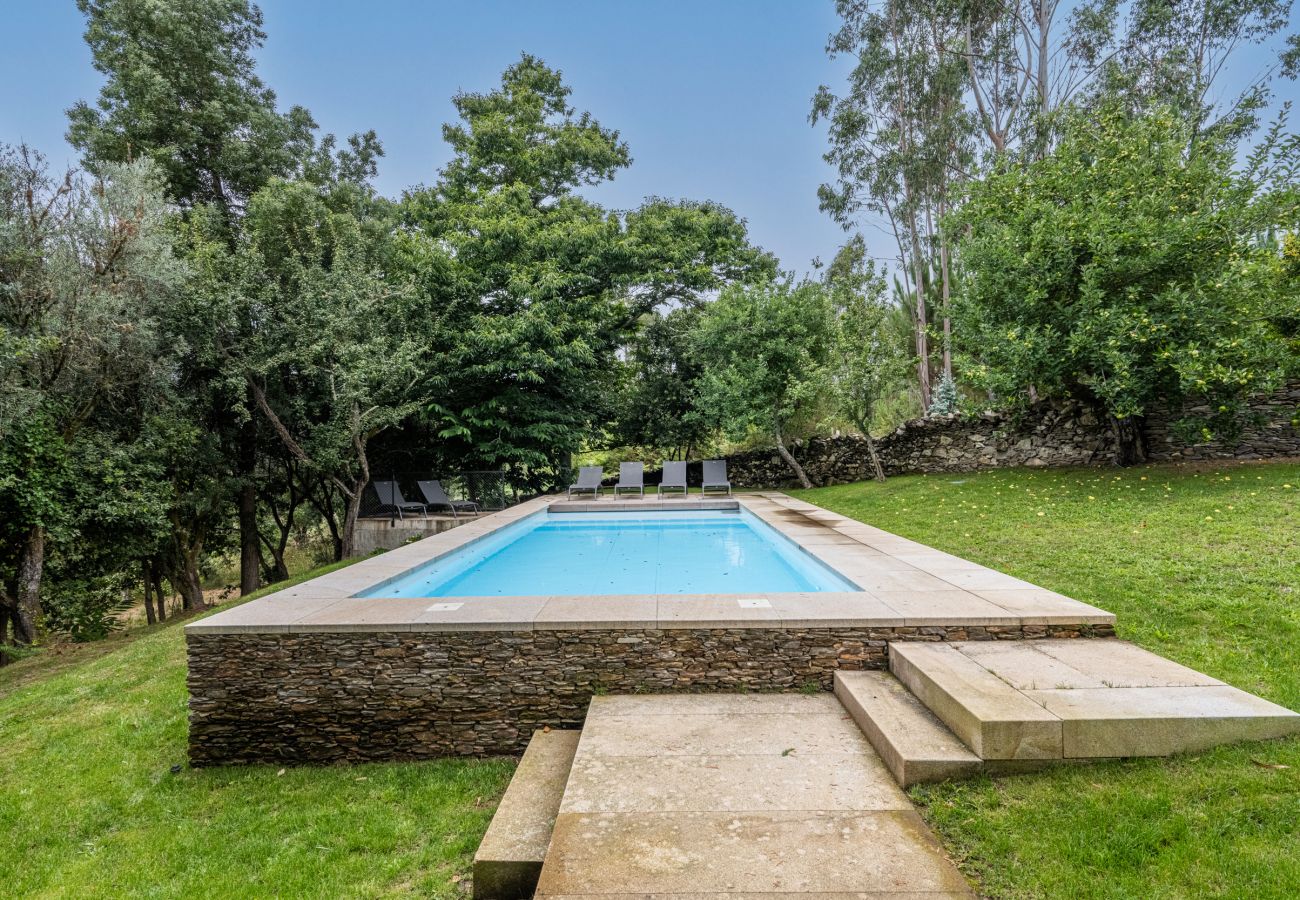 Villa em Orbacém - Villa 243