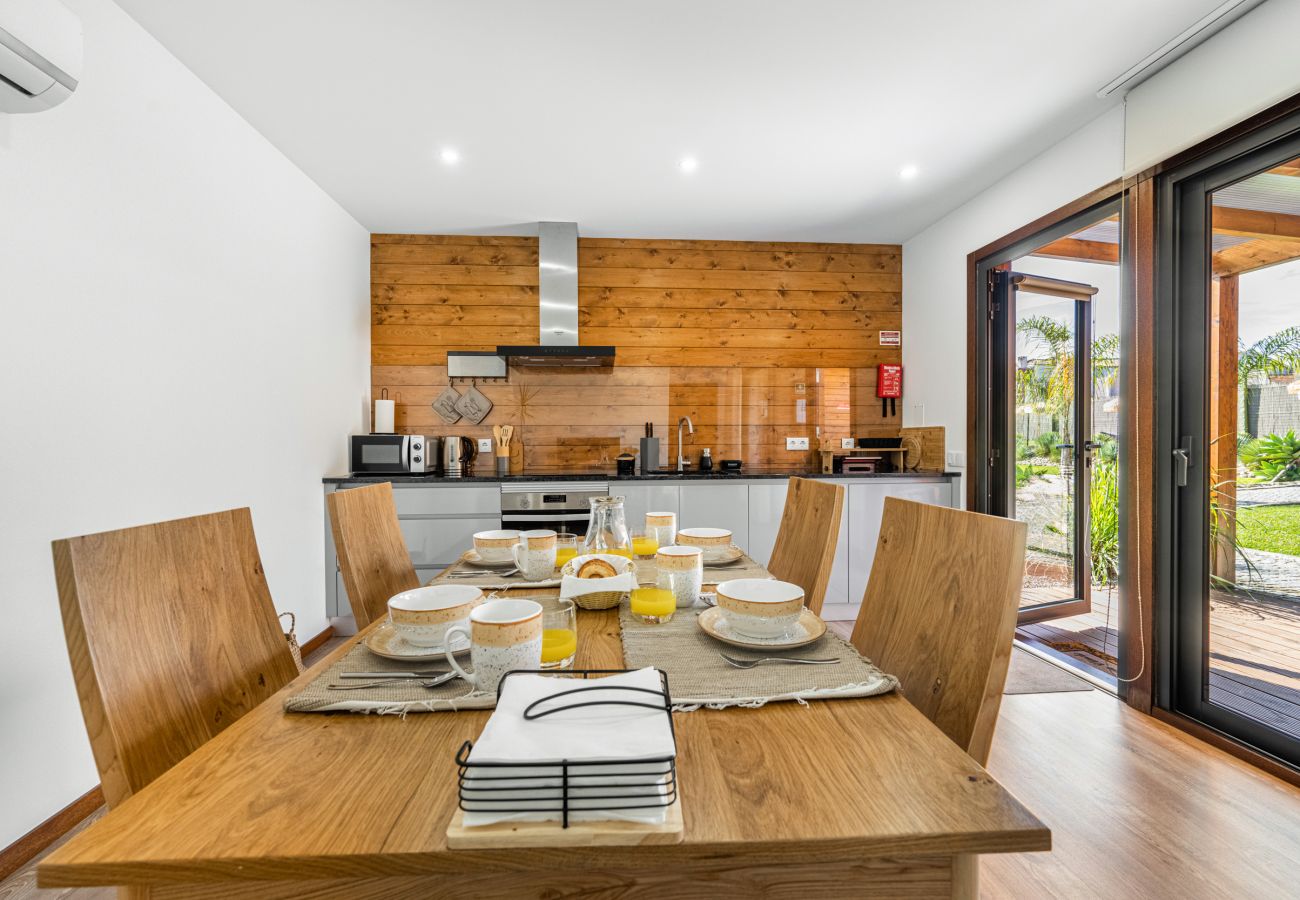 Villa em Esposende - Villa 328 - A Peaceful Garden Retreat Near Esposende