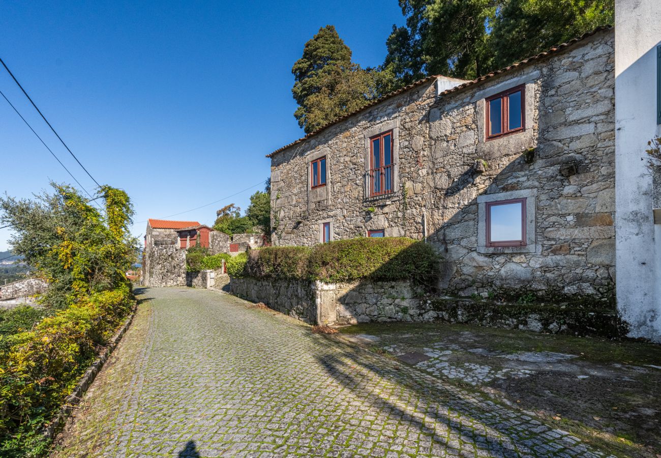 Villa em Cristelo - Villa 262 V6 - A Charming Duo of Stone Villas With Spectacular Sea Views