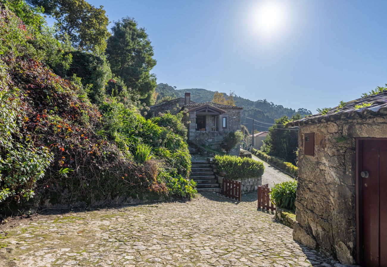 Villa em Cristelo - Villa 262 V6 - A Charming Duo of Stone Villas With Spectacular Sea Views