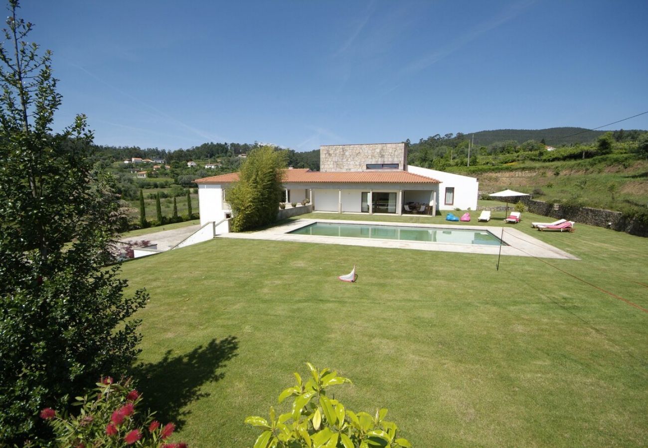 Villa in Ponte de Lima - Villa 241 Luxurious Villa w/ Pool and Tennis Court