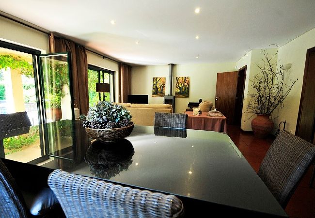 Dining room with patio doors to the swimming pool