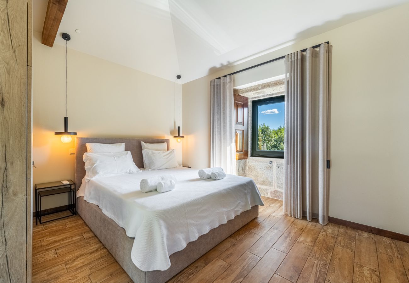 Villa in Ponte de Lima - Villa 290 Luxurious Reconverted Farmhouses w/ Pool