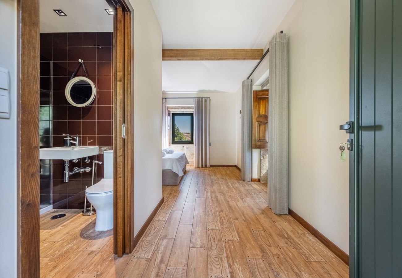 Villa in Ponte de Lima - Villa 290 Luxurious Reconverted Farmhouses w/ Pool