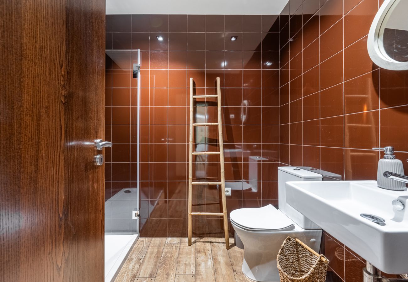 Villa in Ponte de Lima - Villa 290 Luxurious Reconverted Farmhouses w/ Pool