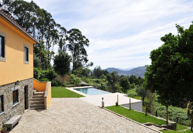 Villa in Ponte de Lima - Villa 282 Lovely Villa w/Infinity Pool Valley View Villa in Ponte de Lima - Villa 282 Lovely Villa w/Infinity Pool Valley View