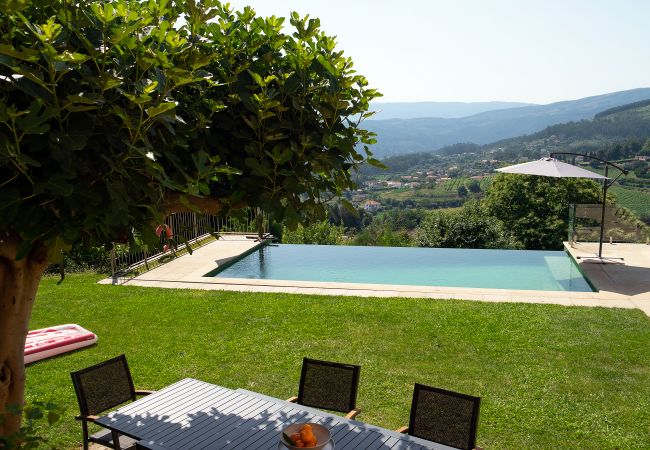Villa in Ponte de Lima - Villa 282 Lovely Villa w/Infinity Pool Valley View Villa in Ponte de Lima - Villa 282 Lovely Villa w/Infinity Pool Valley View