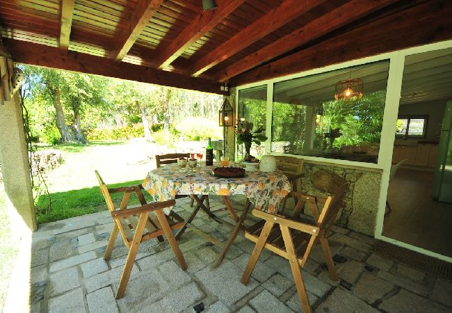 House in Vila Nova de Cerveira - Casa da Luz Charming Cottage w/ Beautiful Garden