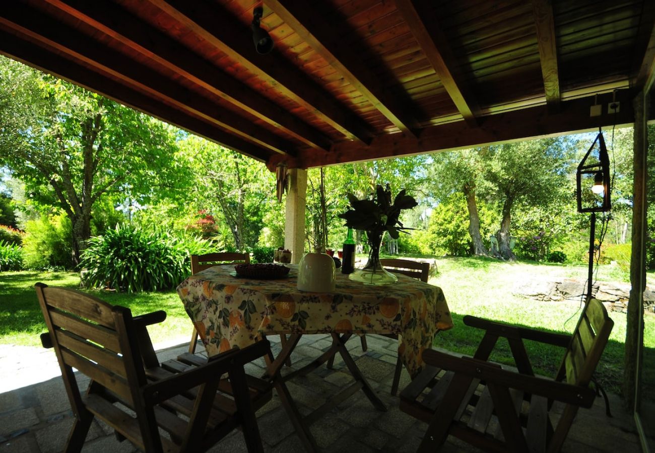 House in Vila Nova de Cerveira - Casa da Luz Charming Cottage w/ Beautiful Garden