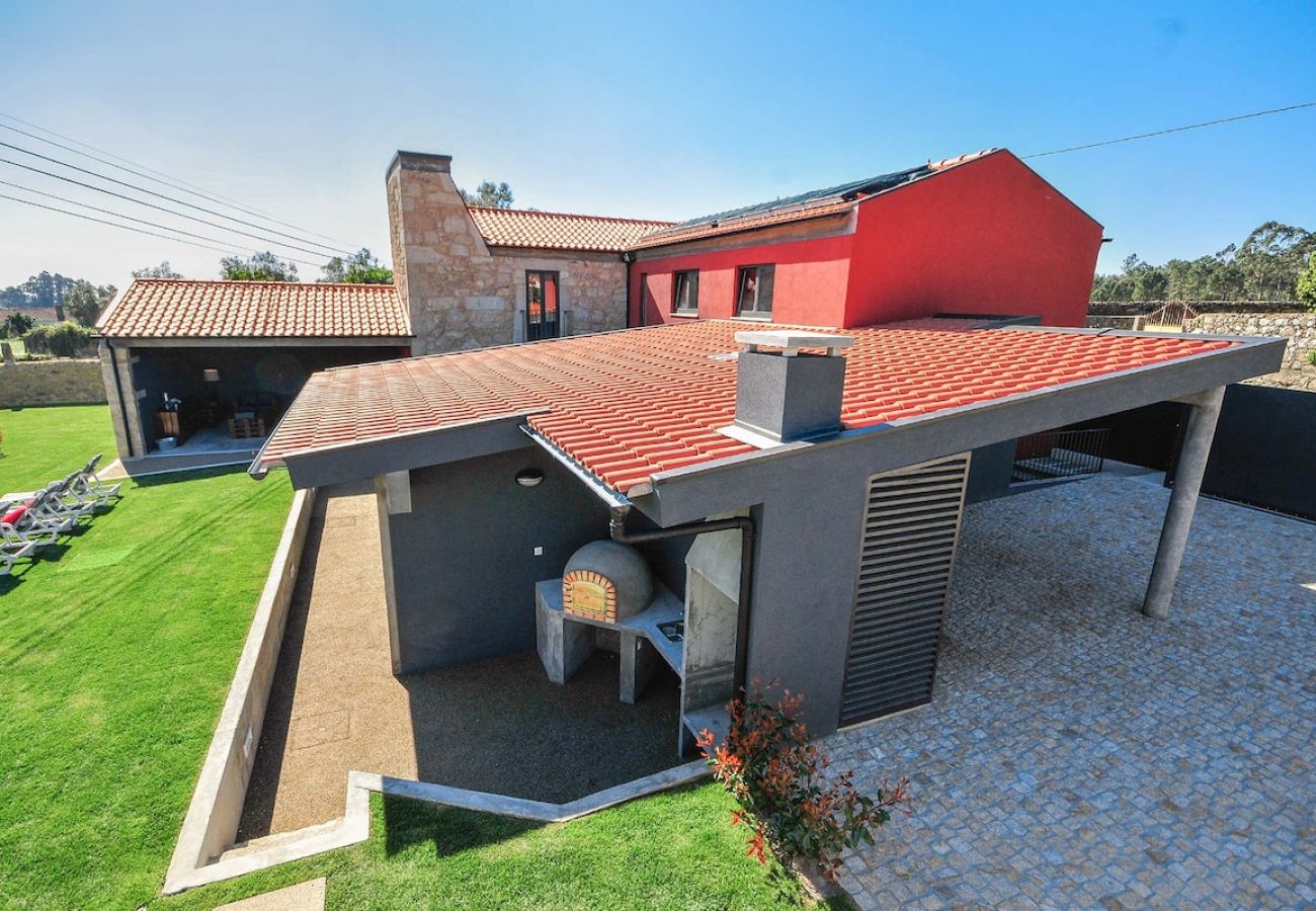 Villa in Barcelos - Villa 278 Tasteful Villa w/Pool Ideal for Families