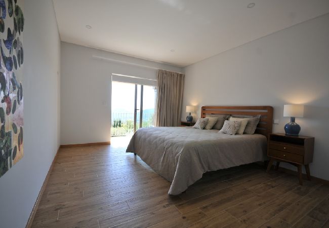Villa in Ponte de Lima - Villa 272 Luxury Holiday Villa overlooking Valley Villa in Ponte de Lima - Villa 272 Luxury Holiday Villa overlooking Valley