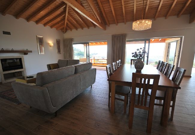 Villa in Ponte de Lima - Villa 272 Luxury Holiday Villa overlooking Valley Villa in Ponte de Lima - Villa 272 Luxury Holiday Villa overlooking Valley