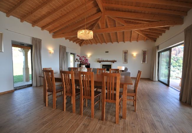 Villa in Ponte de Lima - Villa 272 Luxury Holiday Villa overlooking Valley Villa in Ponte de Lima - Villa 272 Luxury Holiday Villa overlooking Valley