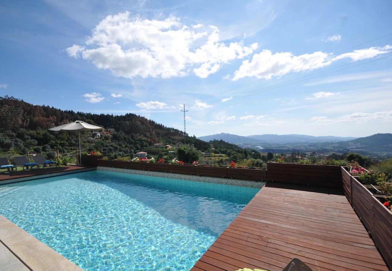 Villa in Ponte de Lima - Villa 272 Luxury Holiday Villa overlooking Valley