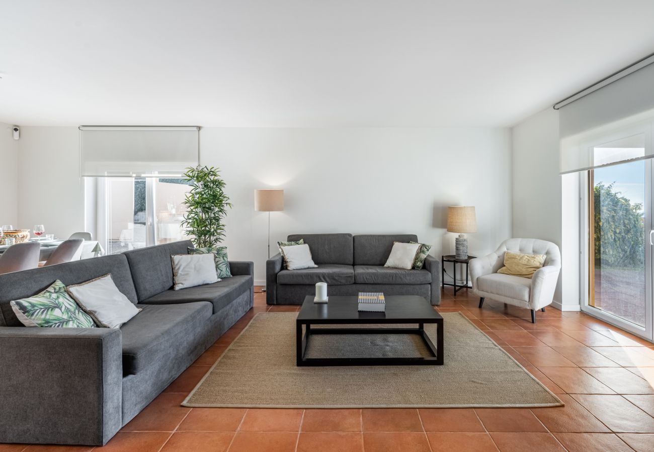 Villa in Caminha - Villa 284 Comfortable Villa w/ Pool and Sea View
