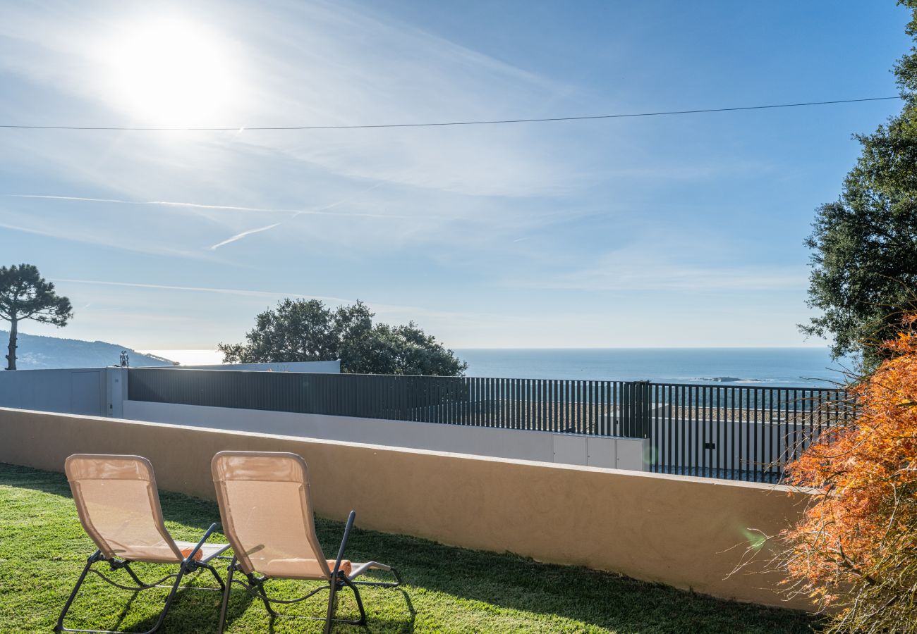 Villa in Caminha - Villa 284 Comfortable Villa w/ Pool and Sea View