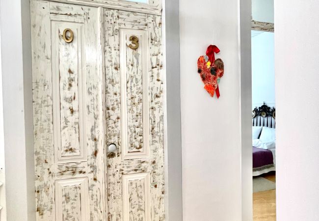 Apartment in Barcelos - Casa Dourada 3 bedroom Flat Barcelos Town Centre
