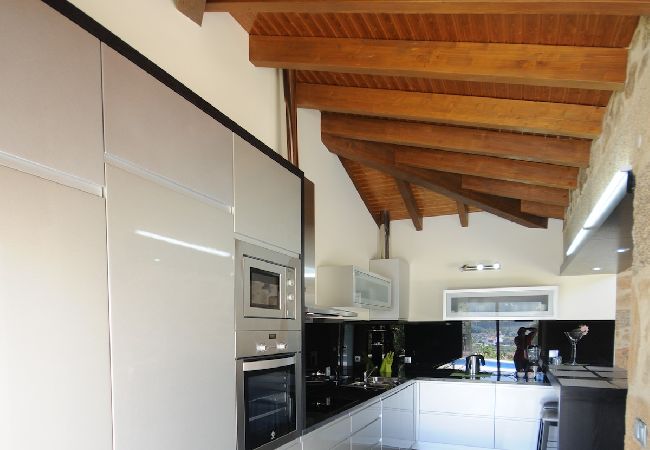 Villa in Barcelos - Villa 251 Luxury Cottage w/ Pool and Tennis Court Villa in Barcelos - Villa 251 Luxury Cottage w/ Pool and Tennis Court