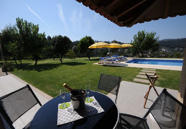 Villa in Barcelos - Villa 251 Luxury Cottage w/ Pool and Tennis Court Villa in Barcelos - Villa 251 Luxury Cottage w/ Pool and Tennis Court