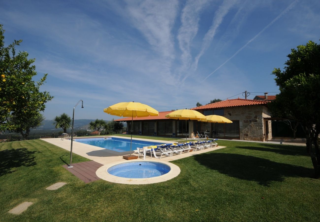 Villa in Barcelos - Villa 251 Luxury Cottage w/ Pool and Tennis Court