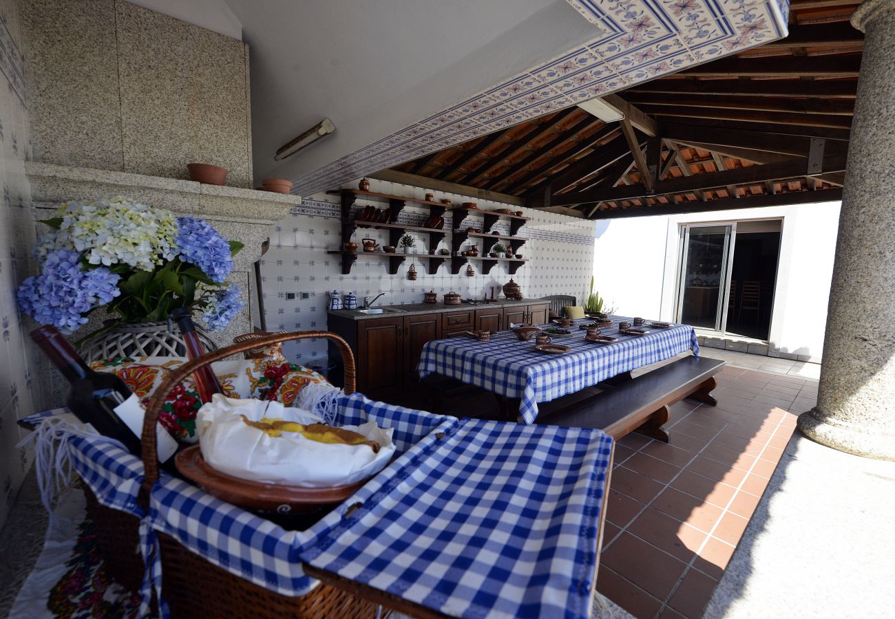 Outdoor alfresco barbecue terrace at villa 320