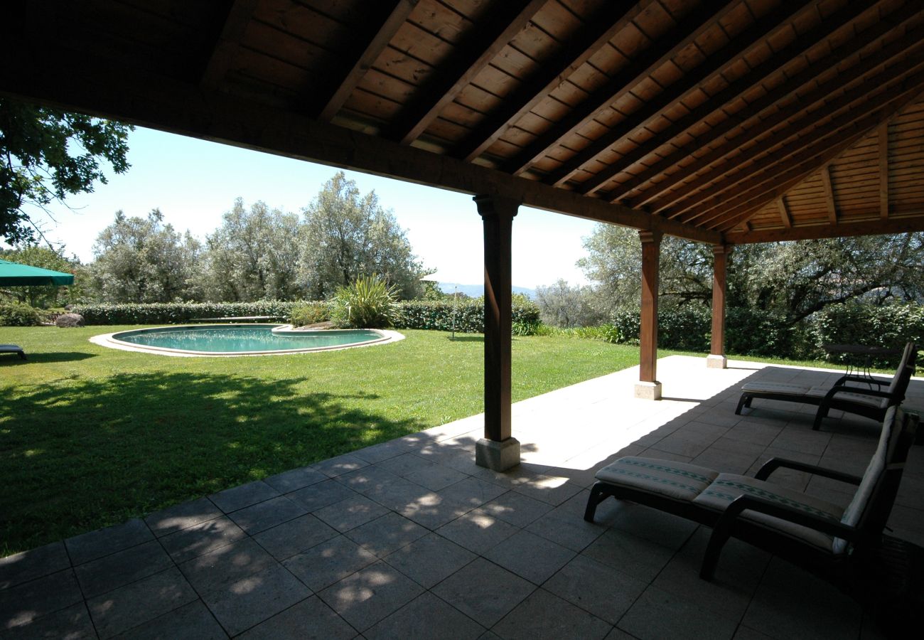 Villa in Ponte de Lima - Villa 232 Charming Restored Farmhouse for Families