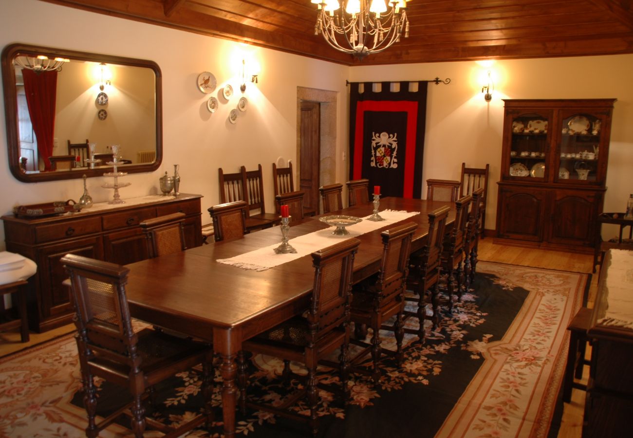 Villa in Ponte de Lima - Villa 219 XVII Century Manor w/ Pool and Tennis