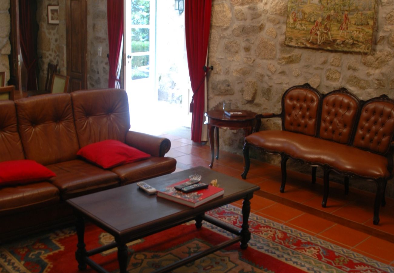 Villa in Ponte de Lima - Villa 219 XVII Century Manor w/ Pool and Tennis