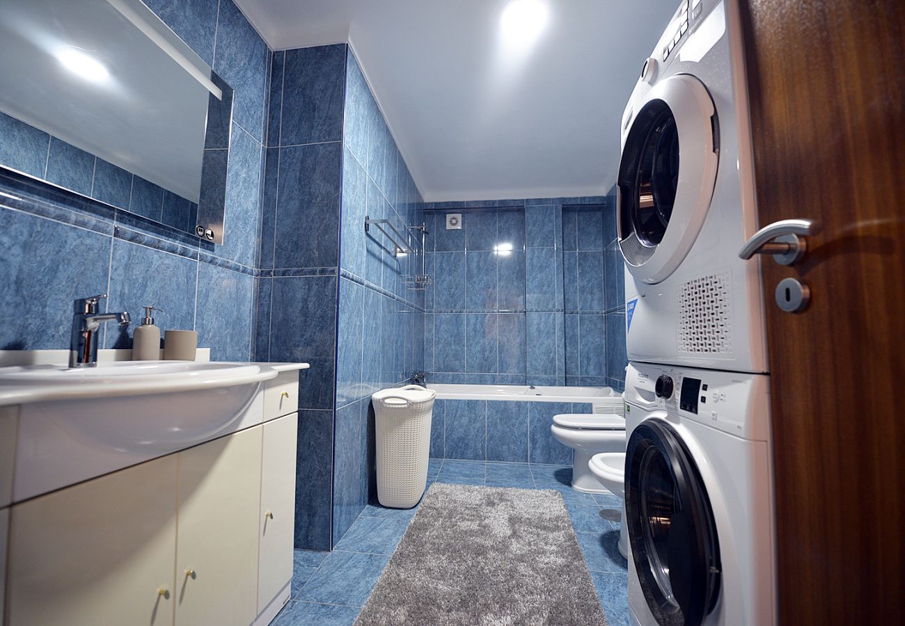 Apartment in Vila Praia de Âncora - Anchor Loft 3-Bedroom Beach Resort 