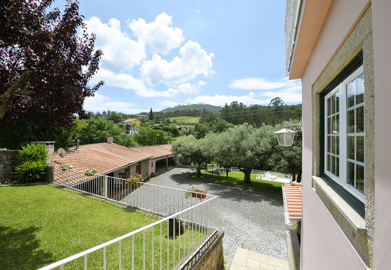 Villa in Ponte de Lima - Villa 296 - Beautiful Holiday Villa with private Pool