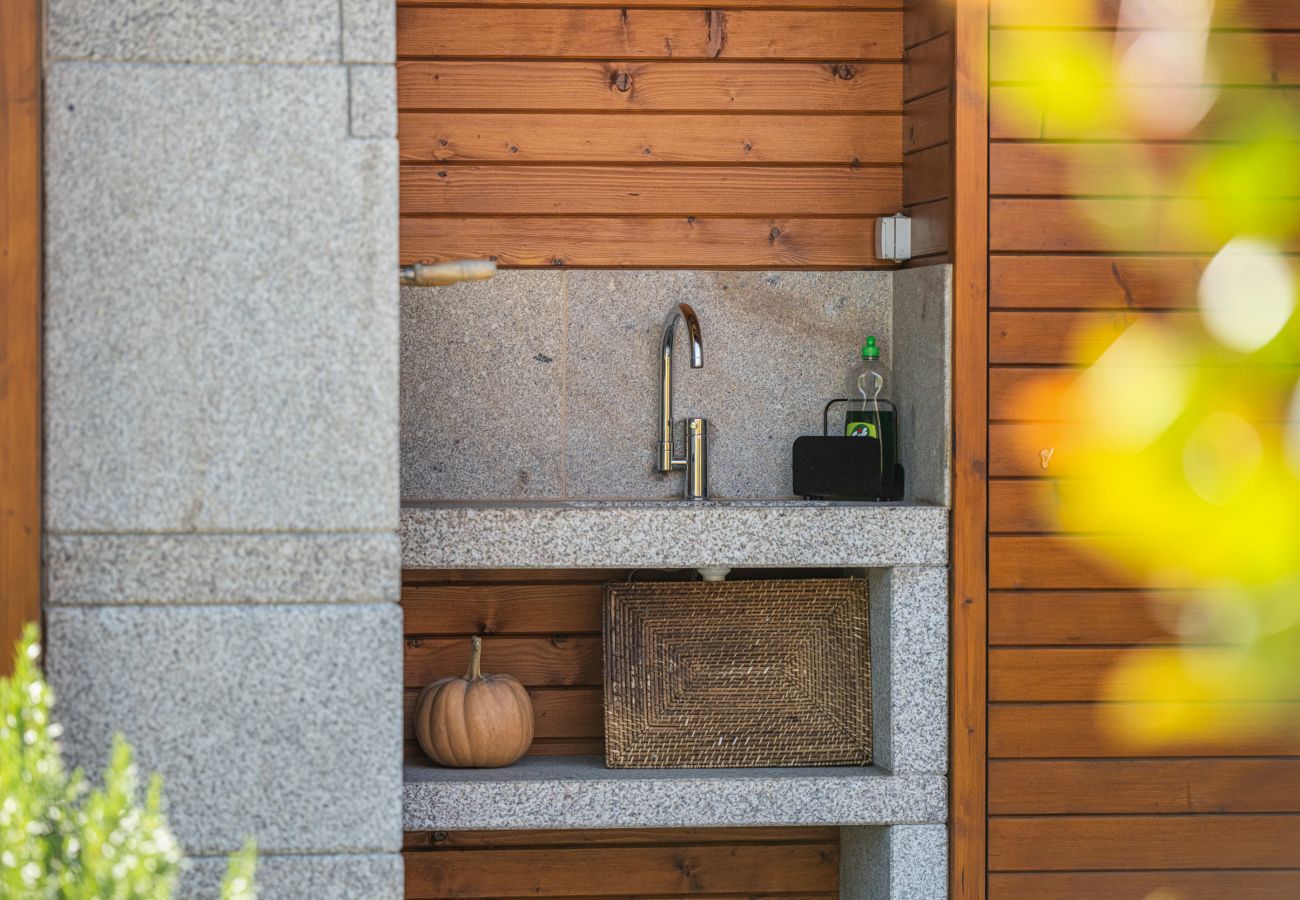 Villa in Esposende - Villa 328 - A Peaceful Garden Retreat Near Esposende