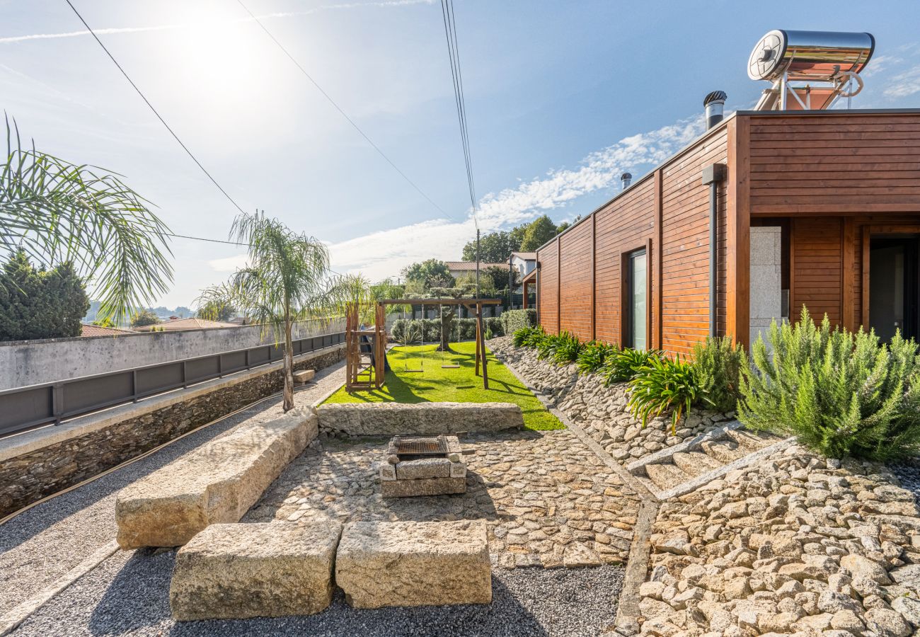 Villa in Esposende - Villa 328 - A Peaceful Garden Retreat Near Esposende