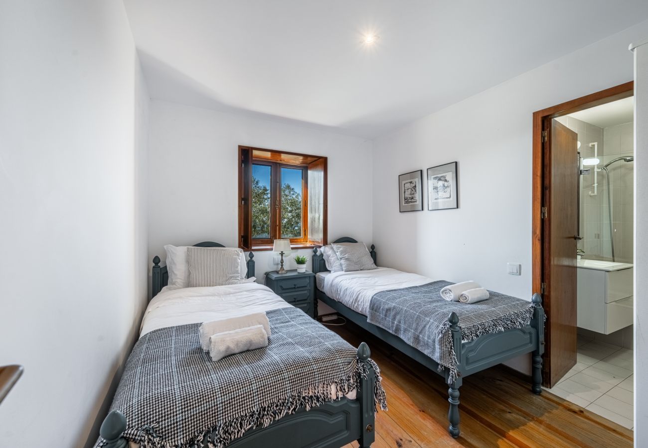 Villa in Cristelo - Villa 262 V6 - A Charming Duo of Stone Villas With Spectacular Sea Views